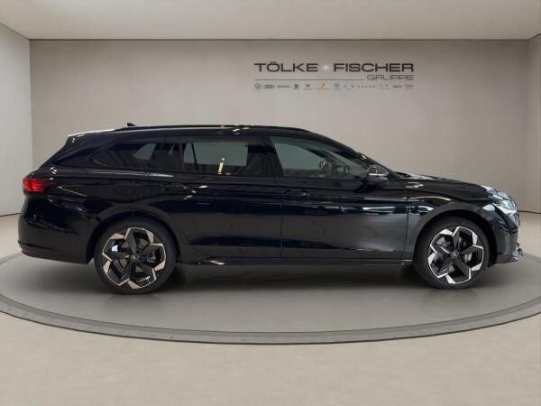 Skoda Superb Combi Sportline iV Navi DCC PANO AHK eHeck