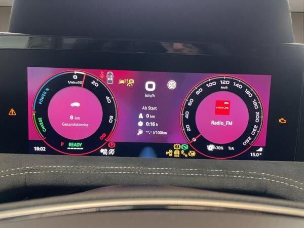 Skoda Superb Combi Sportline iV Navi DCC PANO AHK eHeck