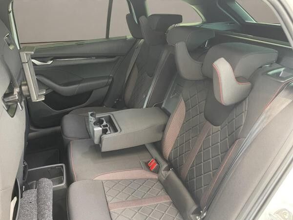 Skoda Octavia Combi RS SOFORT VERFÜGBAR! Navi Pano AHK 360 eHeck