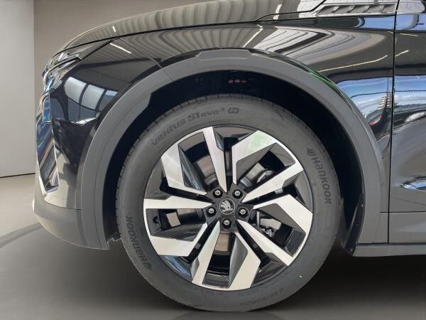 Skoda Elroq 85 Sportline Navi 360 eHeck eSitz AHK