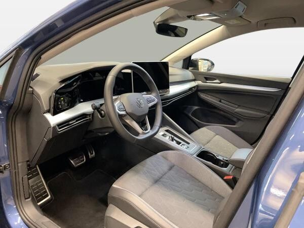 Volkswagen Golf VIII GOAL 1.5 eTSI DSG ACC AHK AUT Kam. LED