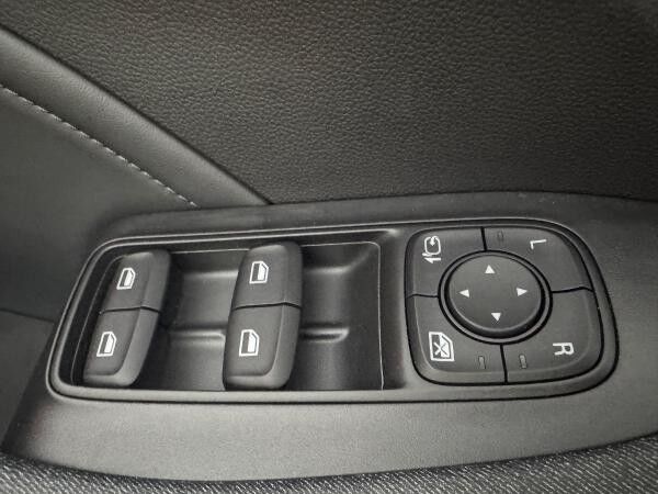 MG MG5 5 Elektromotor Maximale Lux Automatik / Navi