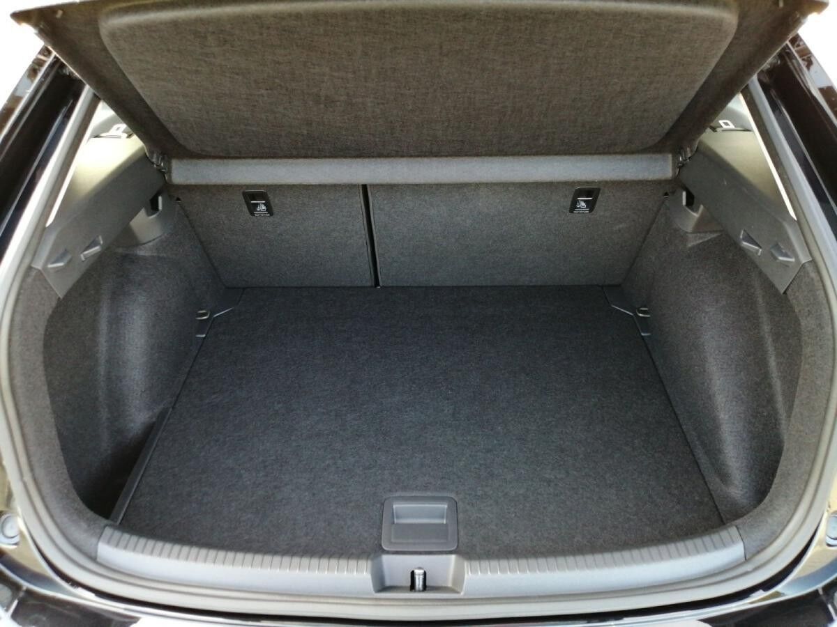 Volkswagen Taigo Move 1.0 TSI App-Connect LED SHZ Nav-Vorb