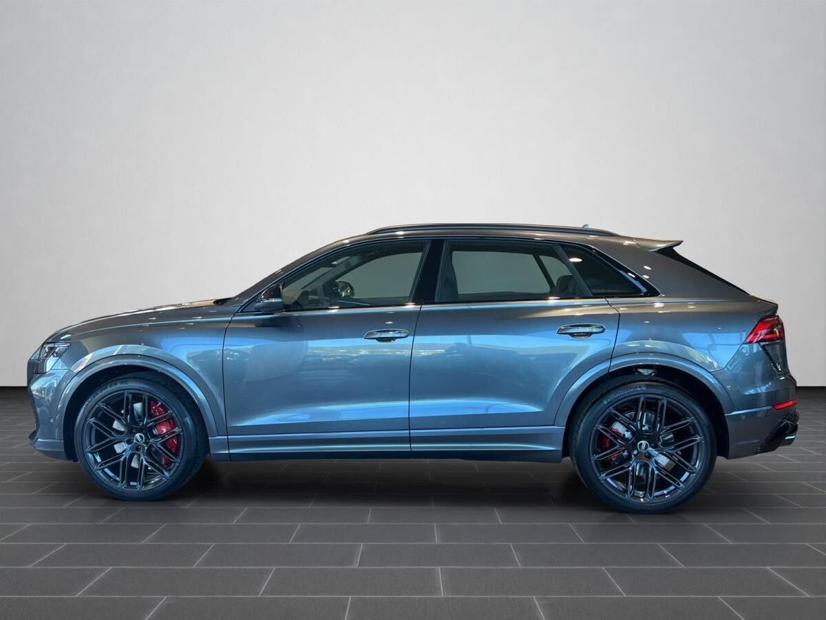 Audi RS Q8 SUV tiptronic Audi RS Q8 SUV tiptronic