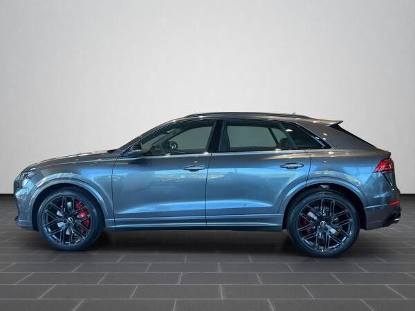 Audi RS Q8 SUV tiptronic