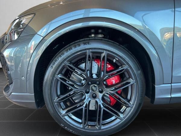 Audi RS Q8 SUV tiptronic