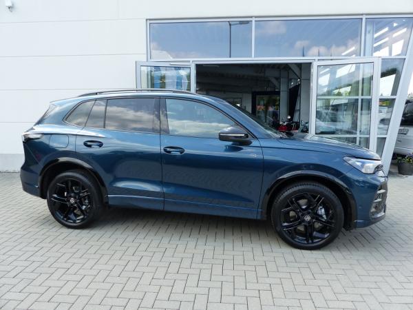Volkswagen Tiguan R-Line 2,0 l TDI SCR 4MOTION 142 kW ( 193 PS) 7-Gang-Doppelkupplungsgetriebe DSG