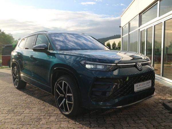 Volkswagen Tayron R-Line 2,0 TDI (193 PS) SCR 4MOTION DSG*AHK*PANORAMA*BLACKSTYLE*WIRÄ*STDHZG*7-SITZER*GEWERBE