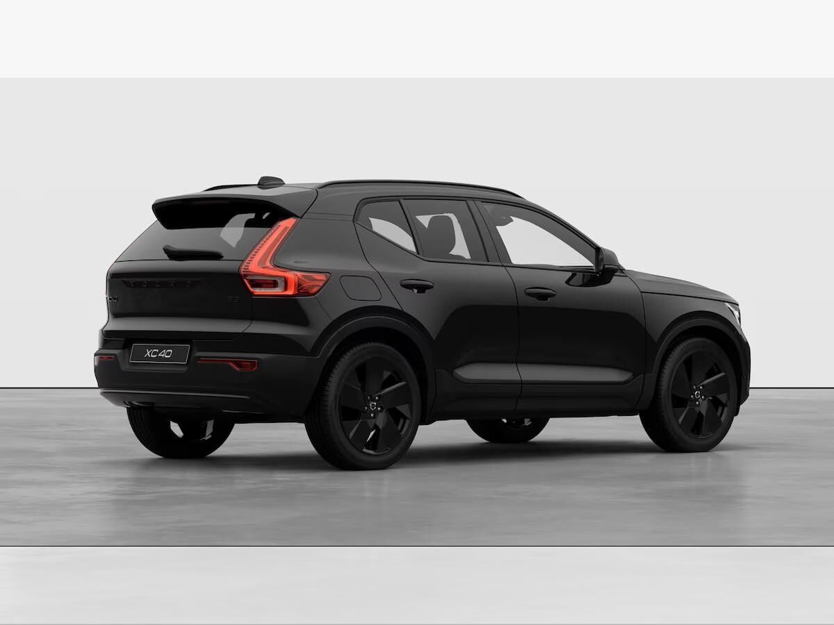 Volvo XC40 B3 Plus Black Edition Aut. * Gehaltserhöhung? Dienstwagen! *