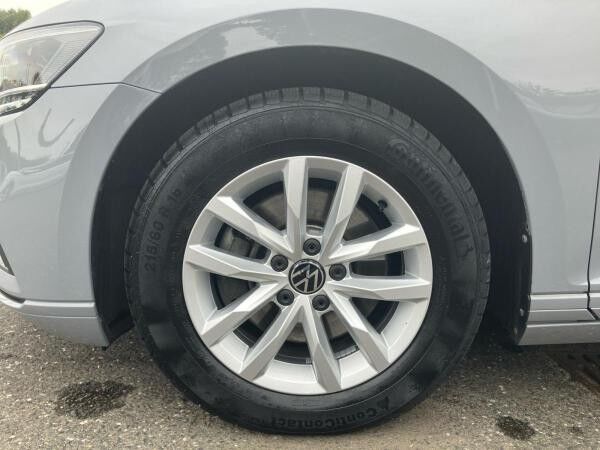 Volkswagen Passat Variant Business 1.5 TSI DSG / LED, ACC