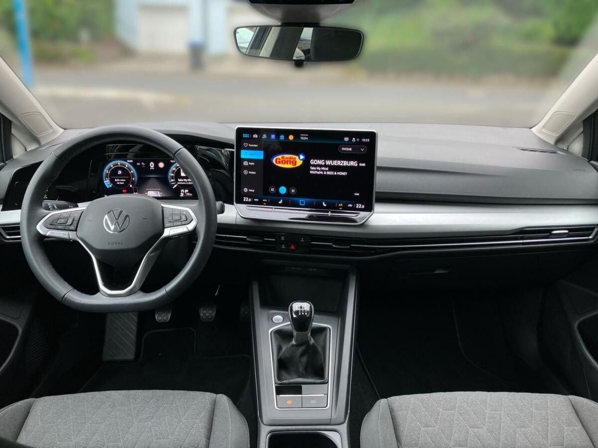 Volkswagen Golf VIII Life 1.5 TSI / App-Connect, LED, ACC