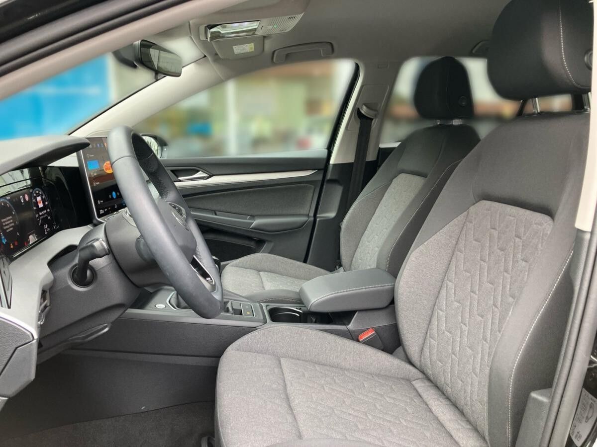 Volkswagen Golf VIII Life 1.5 TSI / App-Connect, LED, ACC