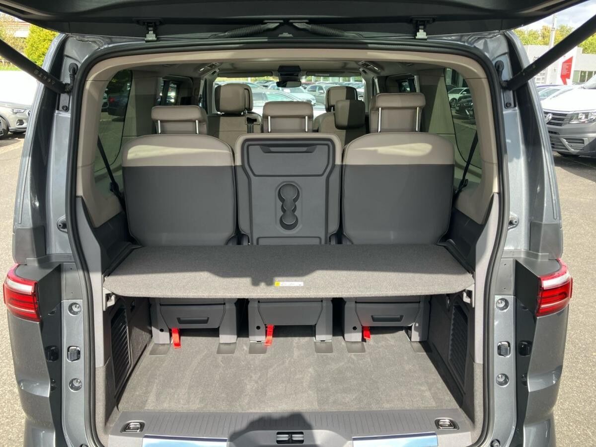 Volkswagen Multivan Style Lang DSG/ Navi, Matrix, Pano, AHK