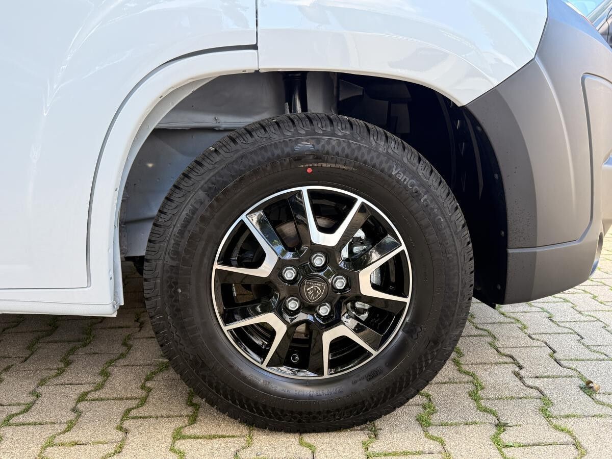 Peugeot Boxer Sunlight Cliff 600 #AKTION