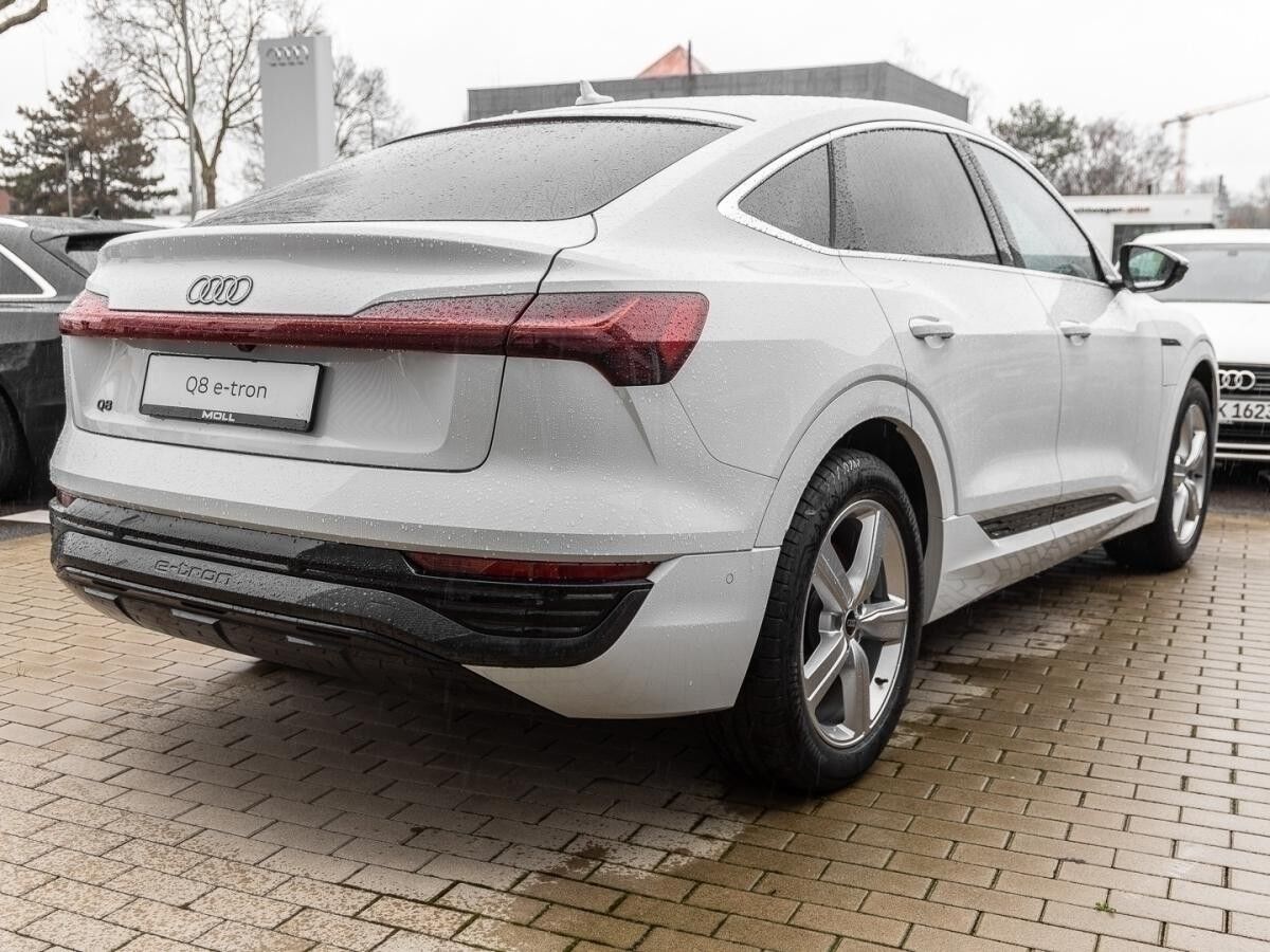 Audi Q8 ⚡️Sportback e-tron 50 quattro advanced  | SOFORT VERFÜGBAR | 0,5% Dienstwagenversteuerung⚡️