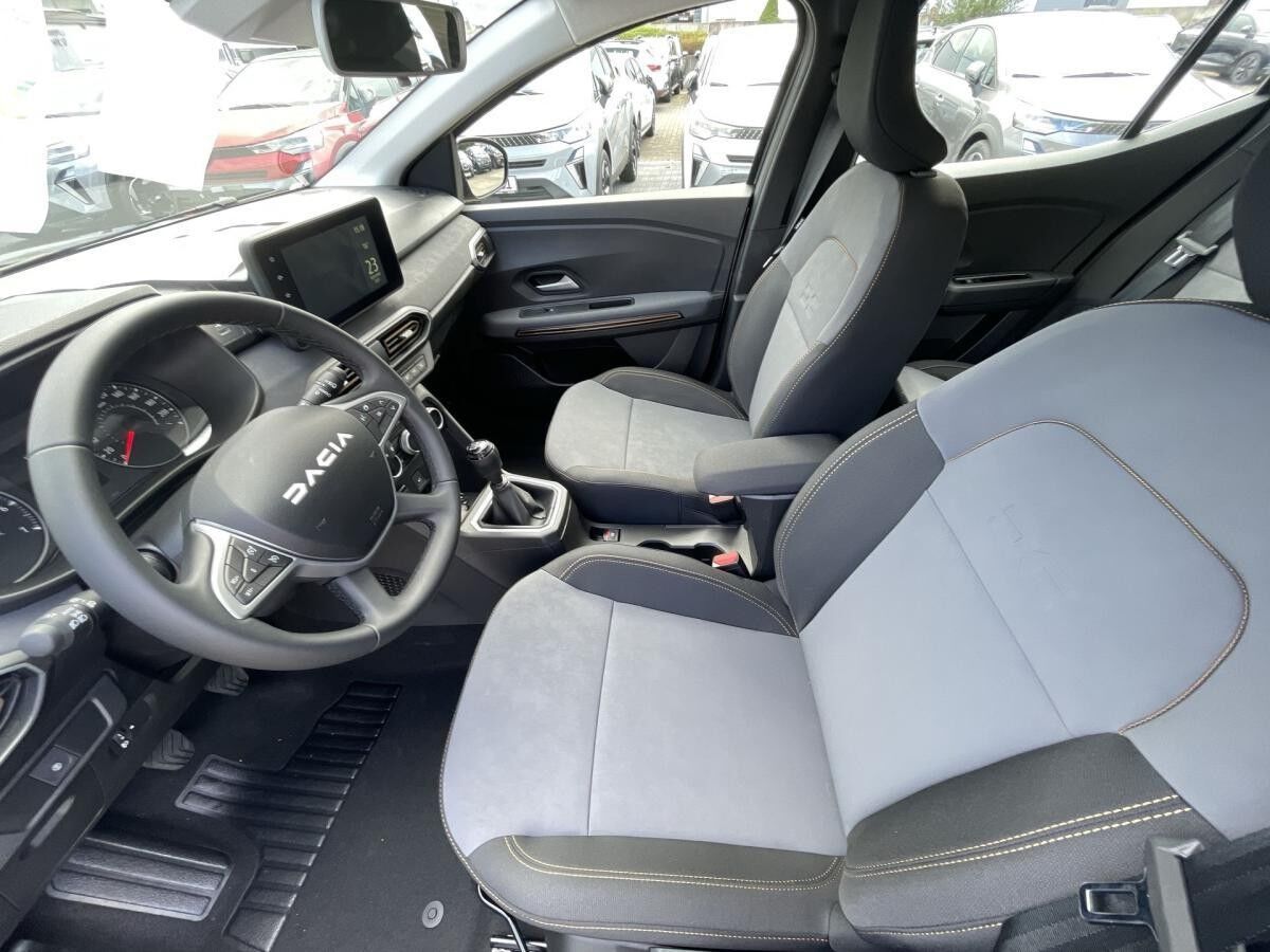 Dacia Sandero Stepway TCe110 Extreme Navigation Sitzheizung CityPaket