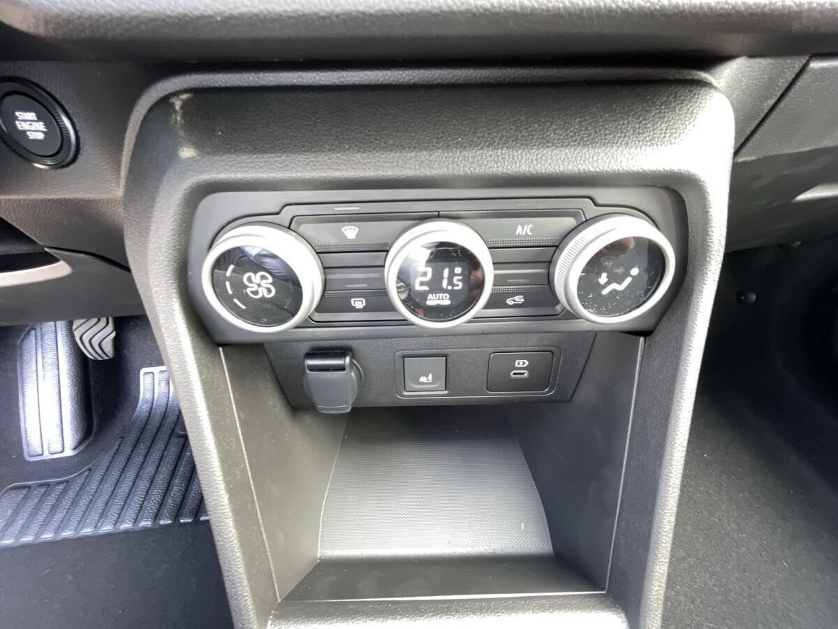 Dacia Sandero Stepway TCe110 Extreme Navigation Sitzheizung CityPaket