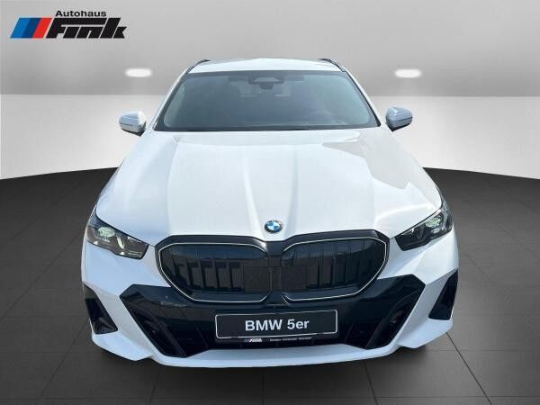 BMW 520 Touring (G61)