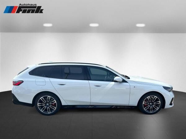 BMW 520 Touring (G61)