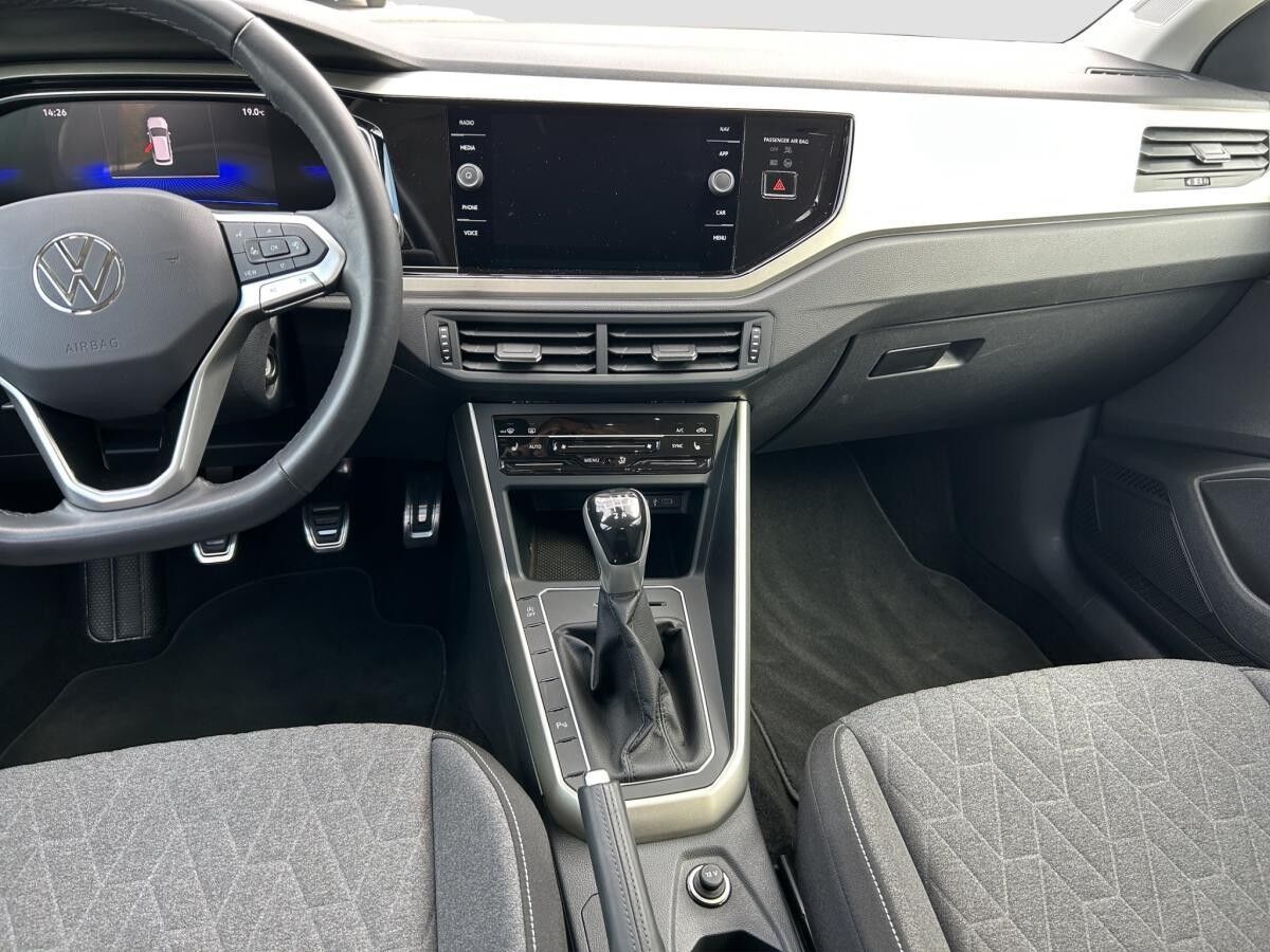 Volkswagen Taigo MOVE 1.0 TSI 5JGar Spur LED 2xClima SHZ