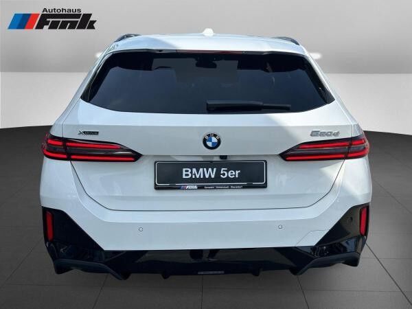 BMW 520 Touring (G61)