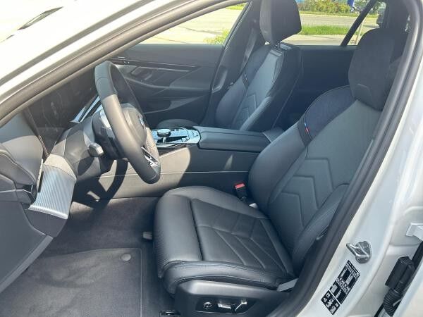 BMW 520 Touring (G61)