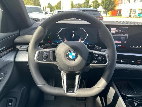 BMW 520 Touring (G61)