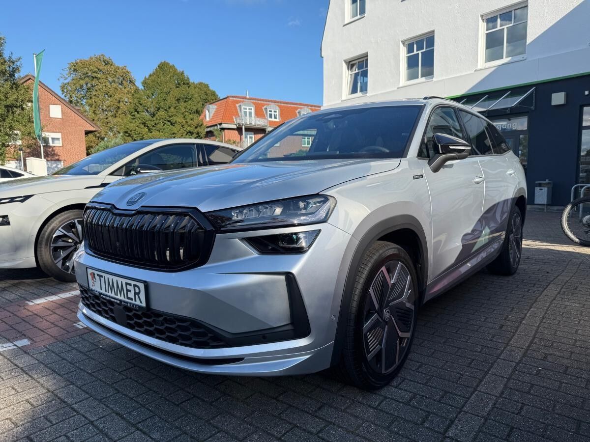 Skoda Kodiaq 2.0 TDI DSG 4x4 Sportline *AHK*PANORAMA* Skoda Kodiaq 2.0 TDI DSG 4x4 Sportline *AHK*PANORAMA*