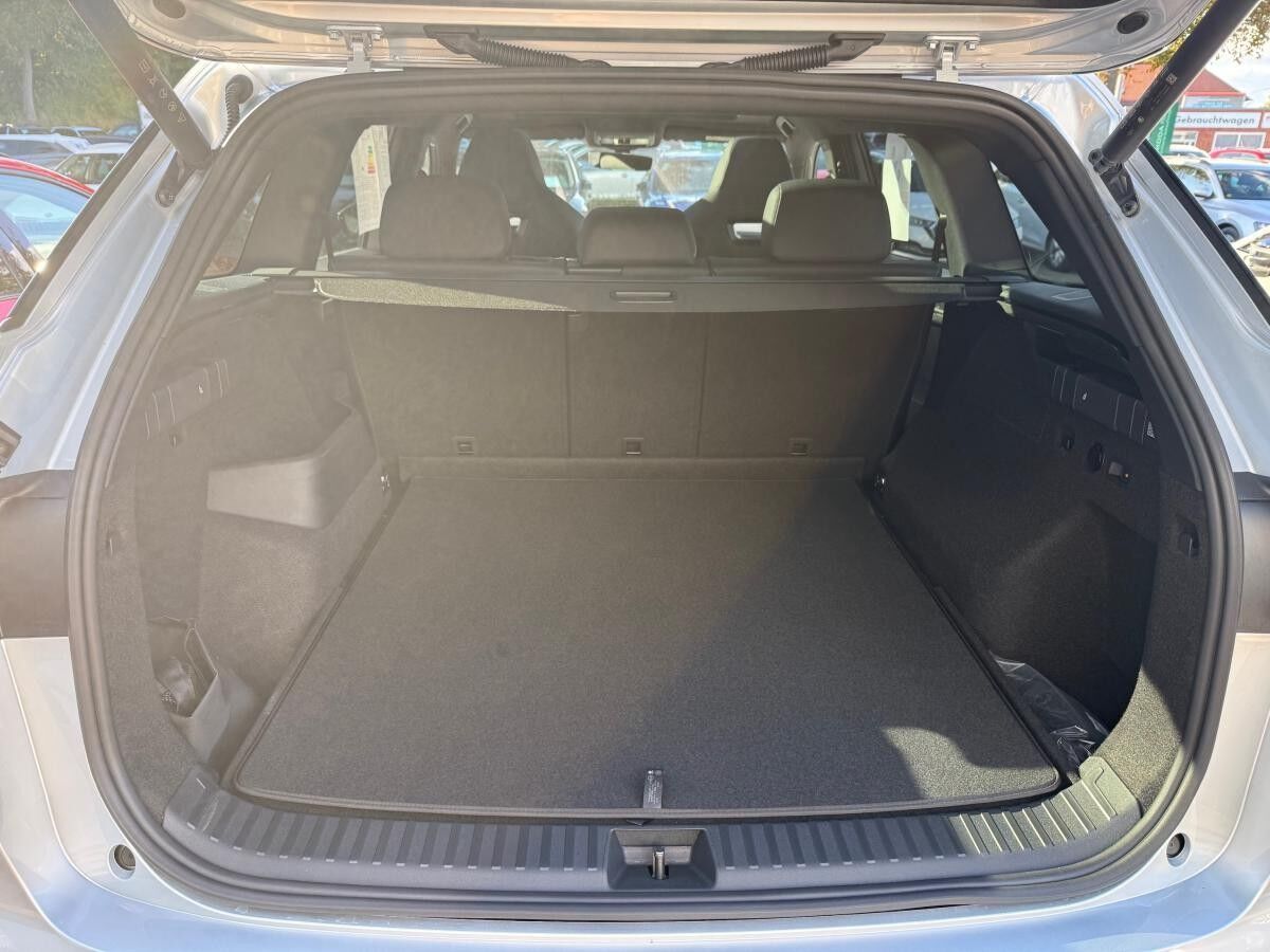 Skoda Kodiaq 2.0 TDI DSG 4x4 Sportline *AHK*PANORAMA* Skoda Kodiaq 2.0 TDI DSG 4x4 Sportline *AHK*PANORAMA*