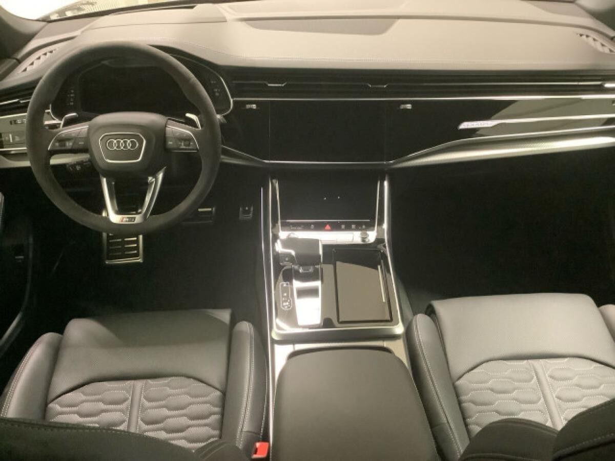Audi RS Q8 PERFOMANCE, 280 KM/H, Sound, AHK, Matrix, Pano