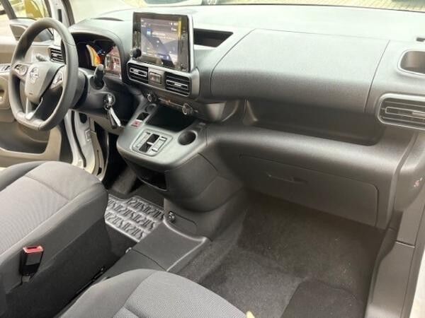 Opel Combo Cargo - e Basis PDC