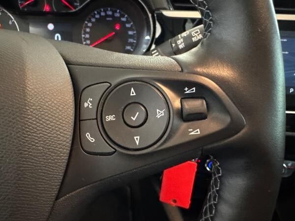 Opel Corsa F 1.2 Edition Navi+SHZ+PDC+SpurH