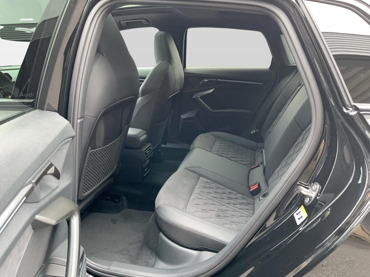 Audi RS3 RS 3 Sportback S tronic ACC AUT HUD Kam.