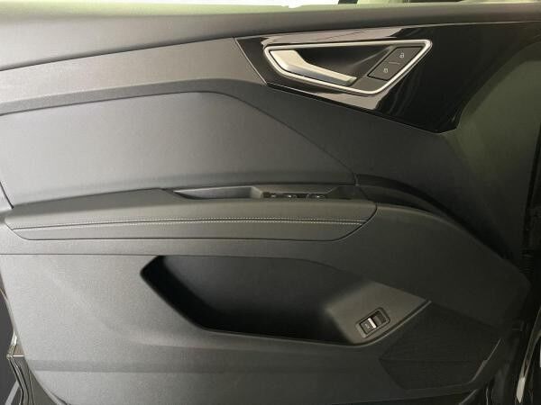 Audi Q4 e-tron Q4 Sportback e-tron 55 qu. S line Edition Pano LM 21"