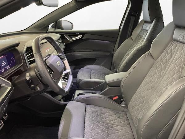 Audi Q4 e-tron Q4 Sportback e-tron 55 qu. S line Edition Pano LM 21"