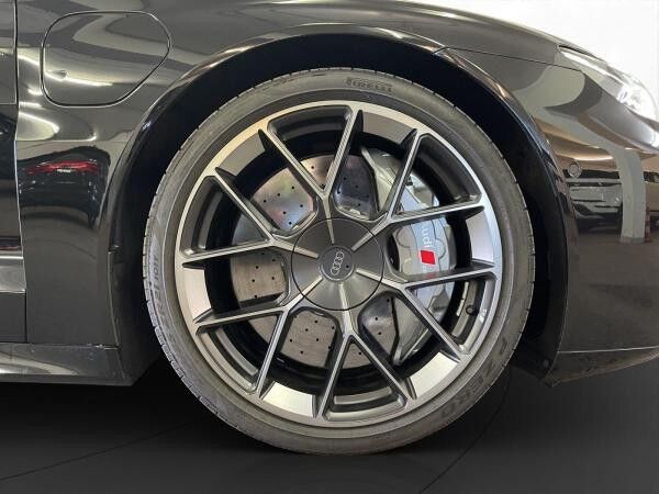 Audi RS e-tron GT performance Carbon Keramik LM 21" B&O