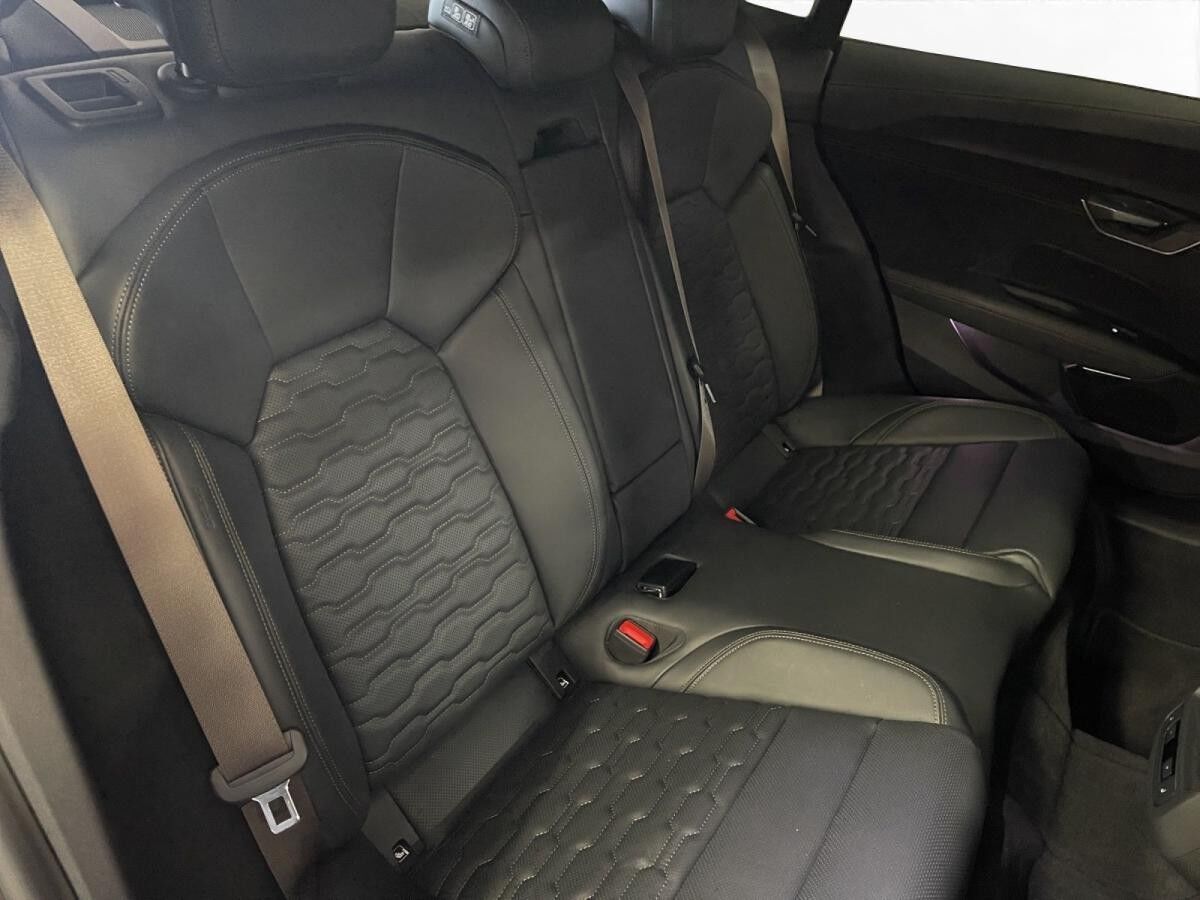 Audi RS e-tron GT performance Carbon Keramik LM 21" B&O