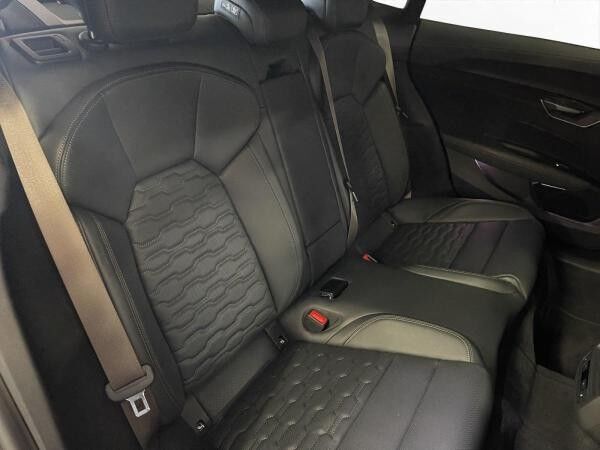 Audi RS e-tron GT performance Carbon Keramik LM 21" B&O
