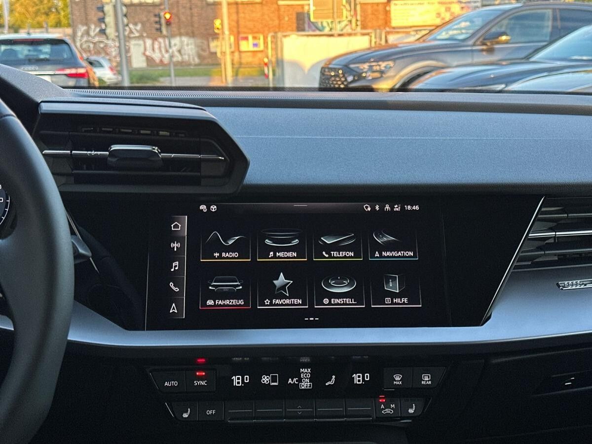 Audi A3 Limousine 35 TFSI adv. *Matrix*Navi*Connect*