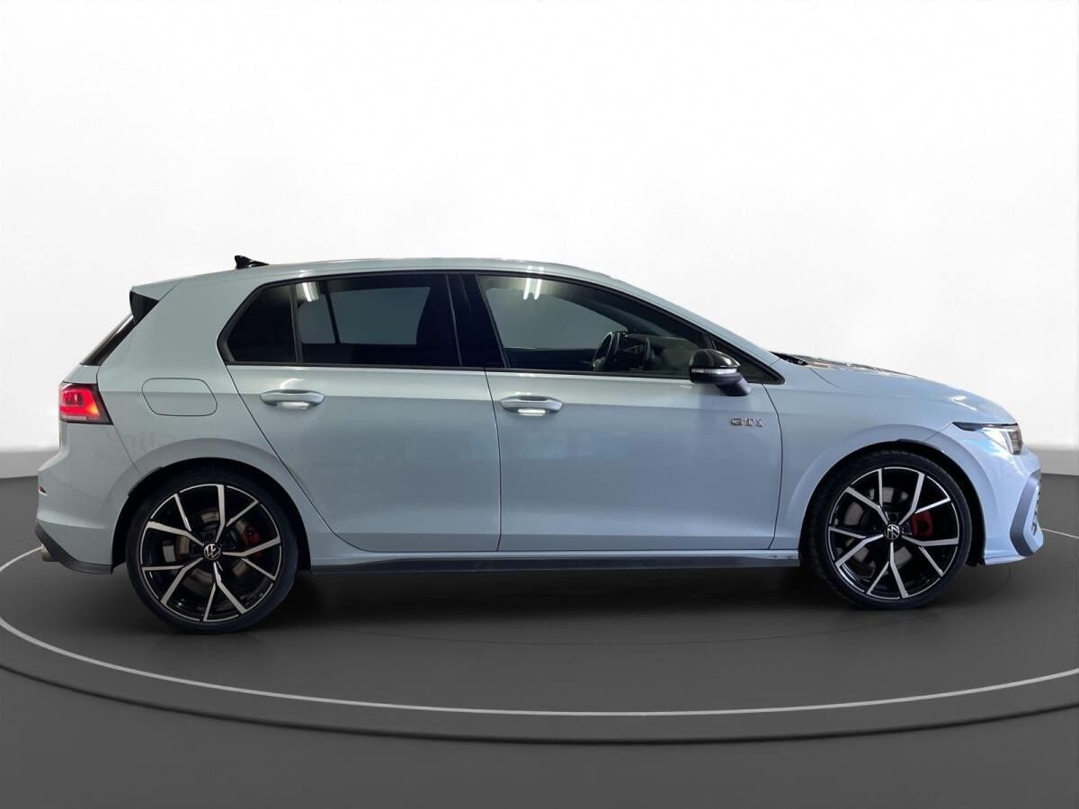 Volkswagen Golf VIII GTI Matrix LM 19" Navi PDC+RFK ACC Head-Up