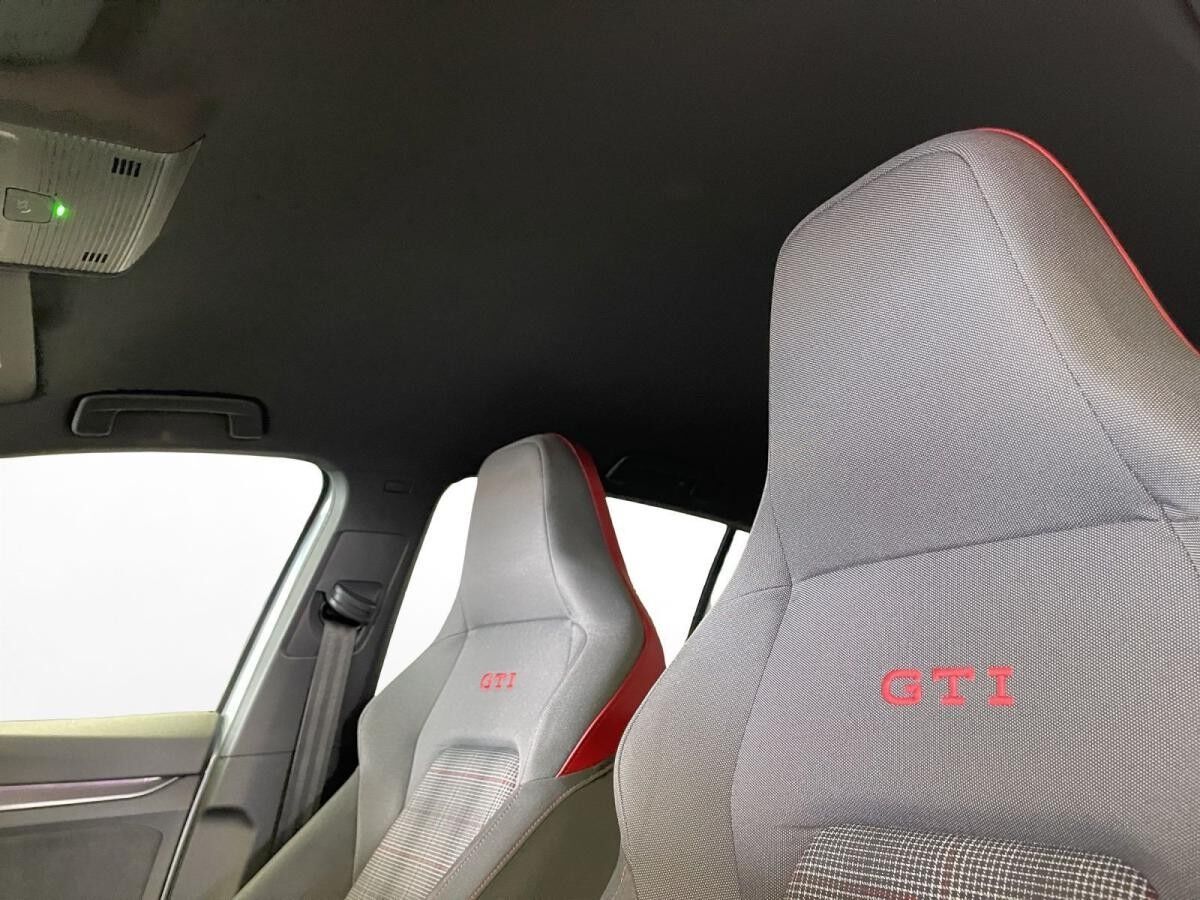 Volkswagen Golf VIII GTI Matrix LM 19" Navi PDC+RFK ACC Head-Up