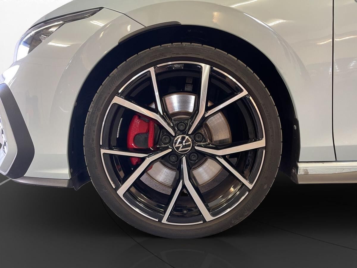 Volkswagen Golf VIII GTI Matrix LM 19" Navi PDC+RFK ACC Head-Up