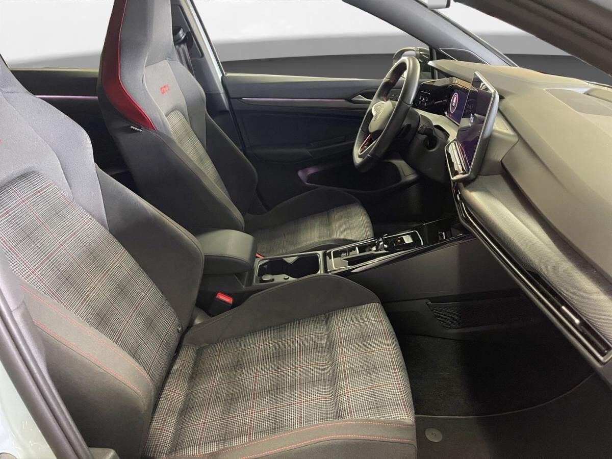 Volkswagen Golf VIII GTI Matrix LM 19" Navi PDC+RFK ACC Head-Up