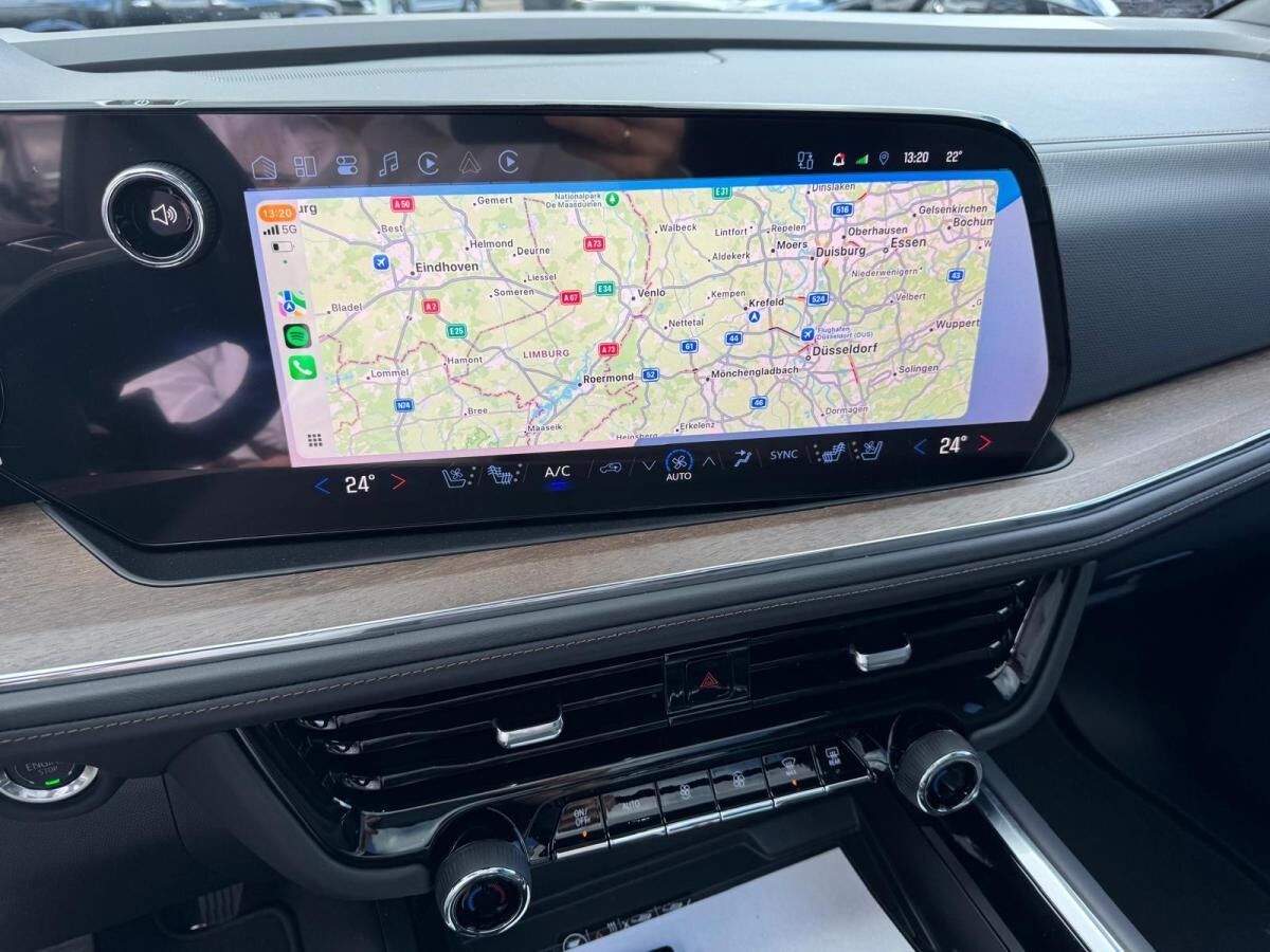 Chevrolet Suburban 6.2 V8 High Country Facelift 2025