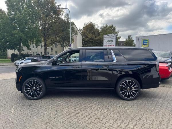 Chevrolet Suburban 6.2 V8 High Country Facelift 2025
