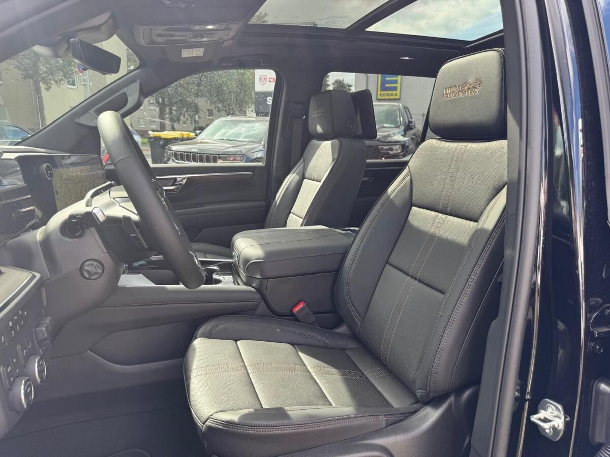 Chevrolet Suburban 6.2 V8 High Country Facelift 2025