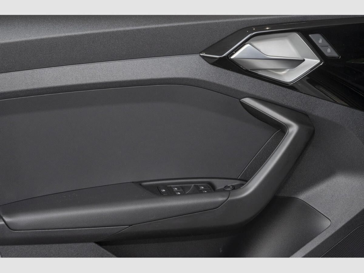 Audi A1 Sportback advanced 25 TFSI PS UPE 32.310,- incl. Überfüh