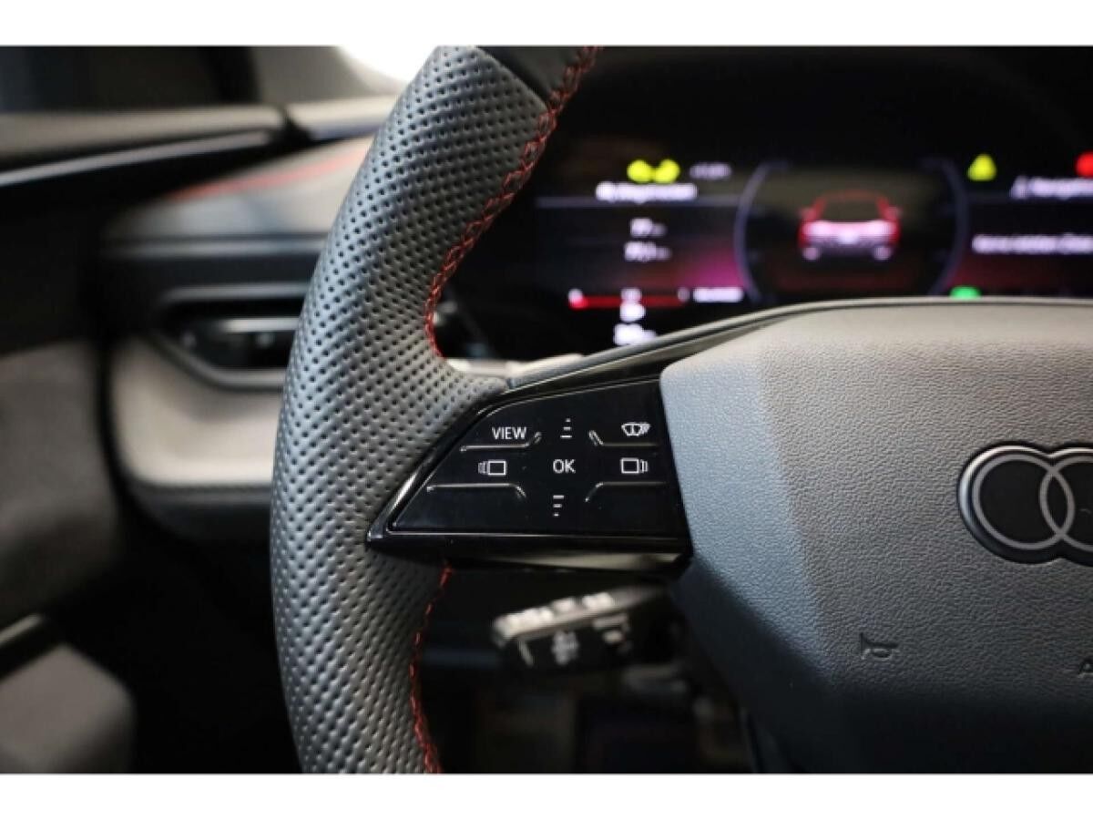 Audi Q5 TFSI quattro S line edition one