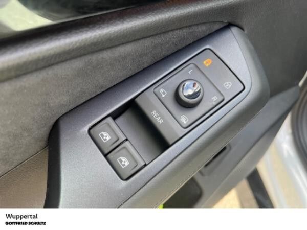 Volkswagen ID.7 Pro 210 kW NAVI AHK ACC KAM LED SHZ PDC LM
