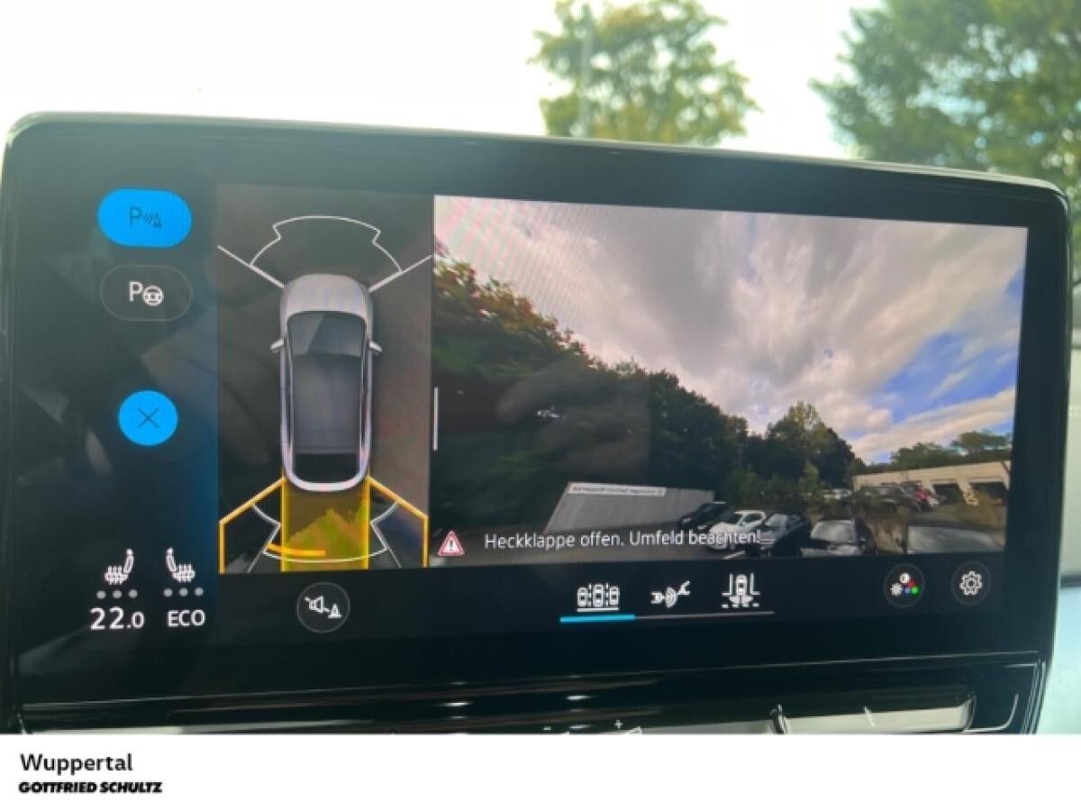 Volkswagen ID.5 Pro 150 kW AHK NAVI ACC KAM LED SHZ PDC LM